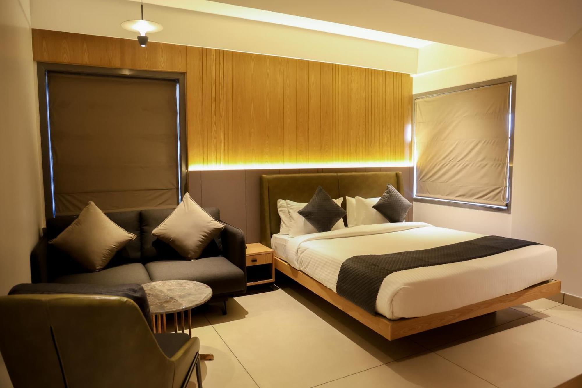 Raga - A Boutique Hotel Belgaum Buitenkant foto